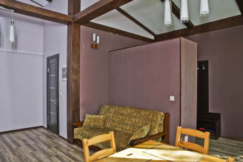 Двухкомнатный коттедж с верандой — фото 7