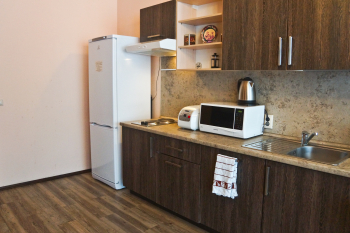 Двухкомнатный коттедж с верандой — фото 2