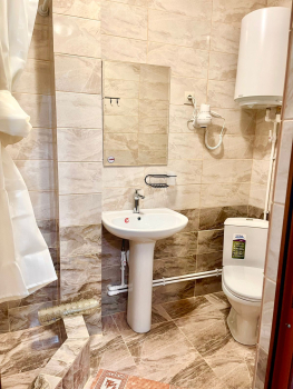 Улучшенный семейный двухместный номер — фото 5