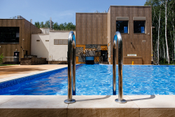 Бассейн — фото 1