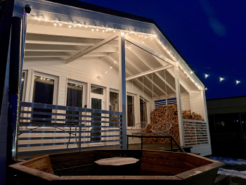 Улучшенный коттедж "Барнхаус" 452 с чаном и русской баней — фото 1