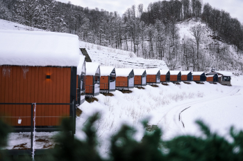 Панорамный эко-коттедж с видом на горы — фото 2