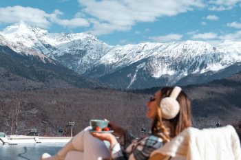 Панорамный эко-коттедж с видом на горы — фото 15